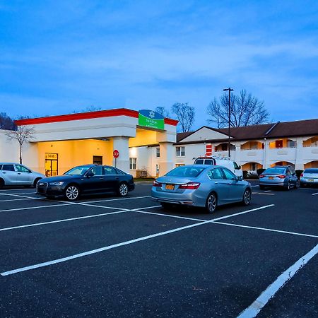 Surestay Hotel By Best Western Bellmawr Bagian luar foto