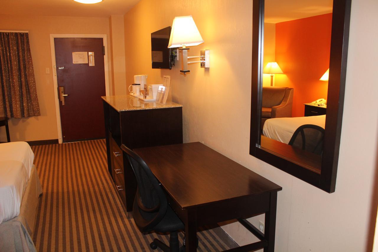 Surestay Hotel By Best Western Bellmawr Bagian luar foto